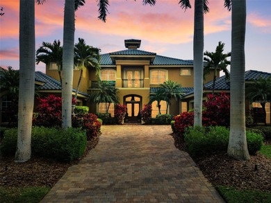 Modern Tuscan revival architecture and thoughtful innovation - photo 5