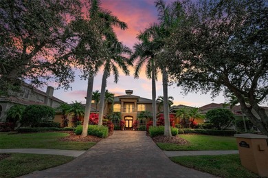 Modern Tuscan revival architecture and thoughtful innovation - photo 6