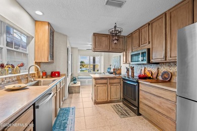If you've been looking for water views without the waterfront - photo 11