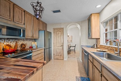 If you've been looking for water views without the waterfront - photo 14