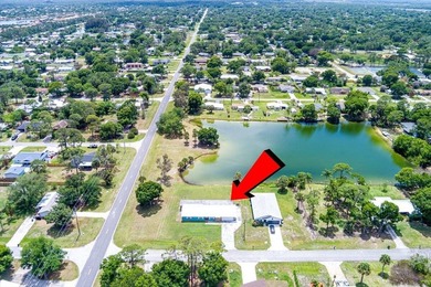 Spacious CBS lakefront home on a desirable corner lot! This - photo 14
