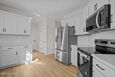 BUILDER BLOWOUT SUMMER SALE! Over 60k in instant equity at new - photo 17