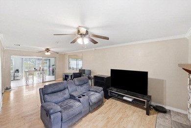 Spacious CBS lakefront home on a desirable corner lot! This - photo 17