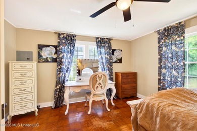 Fall in love with the rustic cottage charm and cozy feel of this - photo 24