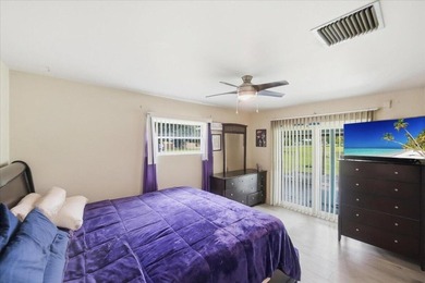 Spacious CBS lakefront home on a desirable corner lot! This - photo 33