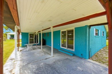 Spacious CBS lakefront home on a desirable corner lot! This - photo 47