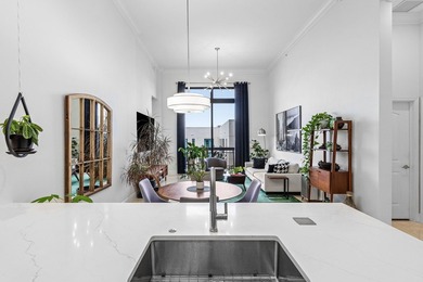 Fully upgraded 2 bed 2 bath plus a den! This stunning 5th-floor - photo 10