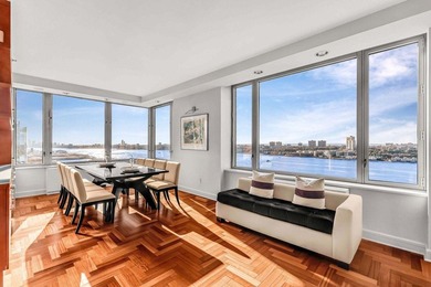 High above Riverside Boulevard on the 24th floor, this expansive - photo 5