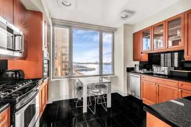 High above Riverside Boulevard on the 24th floor, this expansive - photo 6