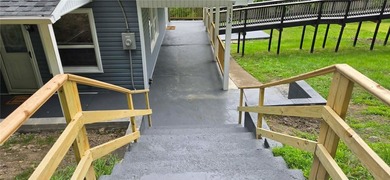 This stunning home has been completely refreshed with brand new - photo 5