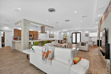Stunning modern home in prestigious Coral Ridge Country Club! - photo 12