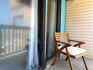 This condo is priced to sell and ready for your next - photo 20