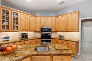 So much to enjoy in this beautiful 3 Bedroom, 3 Bath, 2816 - photo 20