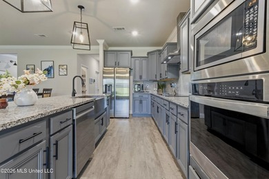 Step into this stunning 5-bedroom, 3-bathroom home offering the - photo 21