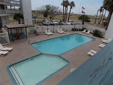 This condo is priced to sell and ready for your next - photo 24