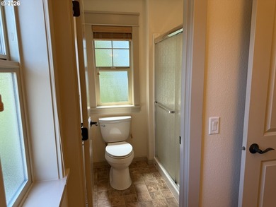 Welcome to this well-maintained 3-bedroom, 2.5-bath home located - photo 25