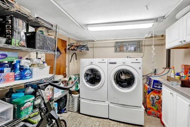 Ideally situated in the heart of Marine Park, this prime - photo 28