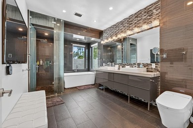 Stunning modern home in prestigious Coral Ridge Country Club! - photo 28