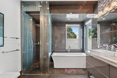Stunning modern home in prestigious Coral Ridge Country Club! - photo 29