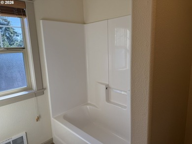 Welcome to this well-maintained 3-bedroom, 2.5-bath home located - photo 31