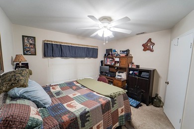 A well maintained 3 bedroom, 2 bath home located in the coveted - photo 3