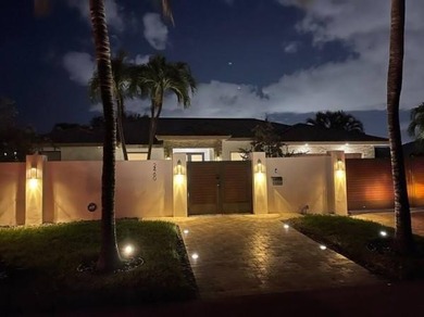 Stunning modern home in prestigious Coral Ridge Country Club! - photo 46