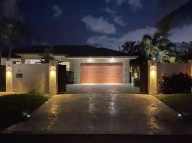 Stunning modern home in prestigious Coral Ridge Country Club! - photo 47