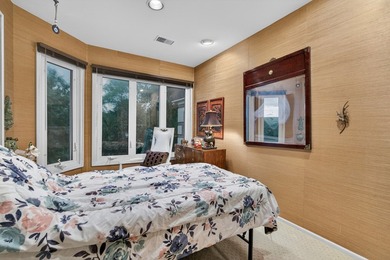 Charming and well-maintained 2-Bed/1-Bth condo in sought-after - photo 9