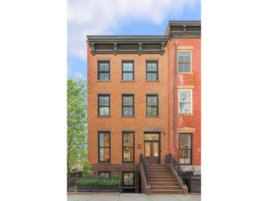 435 Henry Street is one of the most remarkable townhouses in - photo 24