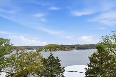 Wake up to beautiful lake sunrises at this turnkey retreat on - photo 31