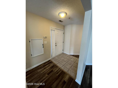 Spacious 3-Bedroom, 2-Bath Condo in the Ideal Wilmington - photo 1