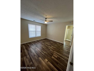 Spacious 3-Bedroom, 2-Bath Condo in the Ideal Wilmington - photo 7