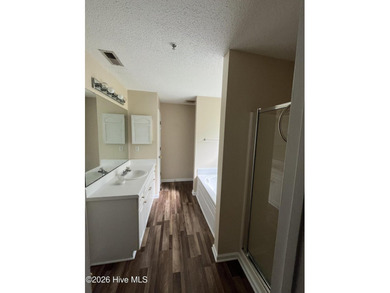 Spacious 3-Bedroom, 2-Bath Condo in the Ideal Wilmington - photo 9