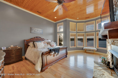 BIG OPEN WATER VIEWS - 4BR/4.5BA, Office + Bonus Room. Amazing - photo 13