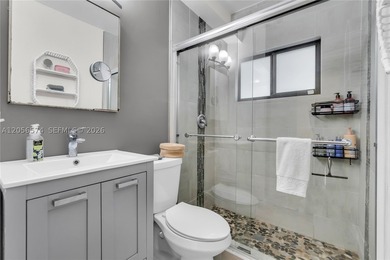 BEAUTIFULLY UPDATED AND TRULY MOVE-IN READY! THIS EXCEPTIONAL - photo 14