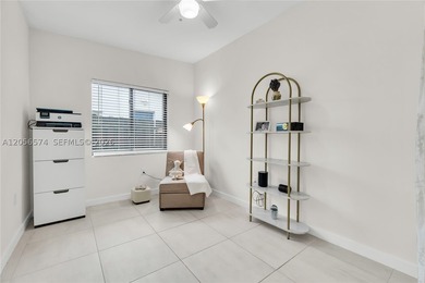 BEAUTIFULLY UPDATED AND TRULY MOVE-IN READY! THIS EXCEPTIONAL - photo 15