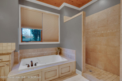 BIG OPEN WATER VIEWS - 4BR/4.5BA, Office + Bonus Room. Amazing - photo 16