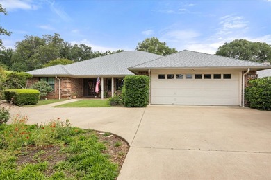 This stunning four-bedroom, three-bathroom home is a perfect - photo 2