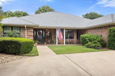 This stunning four-bedroom, three-bathroom home is a perfect - photo 4