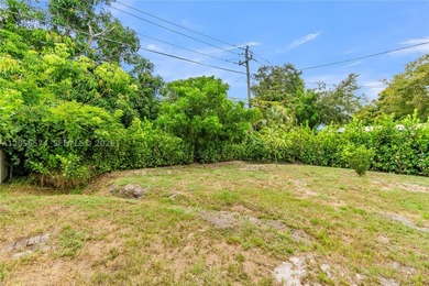 BEAUTIFULLY UPDATED AND TRULY MOVE-IN READY! THIS EXCEPTIONAL - photo 25