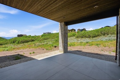 Nestled on a quiet cul-de-sac in desirable Hideout, this - photo 5