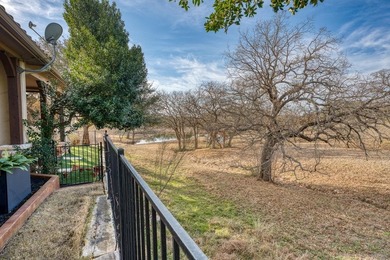 Resort-style living in The Enclave at Horseshoe Bay! This gated - photo 21