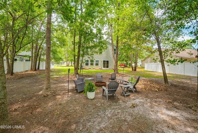 Turn Key 4 Bed 2.5 Bath home with a big yard in the desirable - photo 25