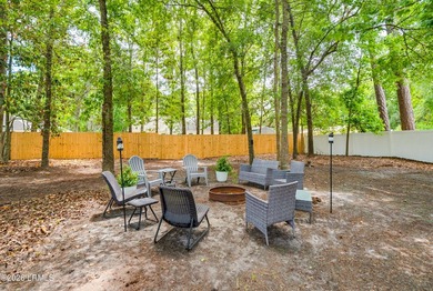 Turn Key 4 Bed 2.5 Bath home with a big yard in the desirable - photo 27