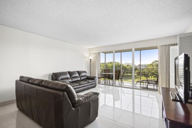 Lake Condo For Sale in Pompano Beach, Florida