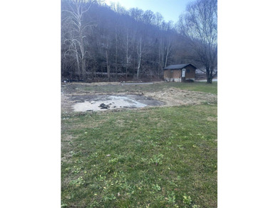 Are you looking for that level lot by the Elk River? Then come - photo 1