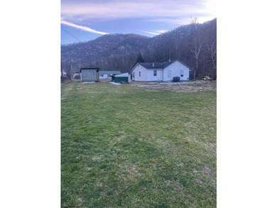 Are you looking for that level lot by the Elk River? Then come - photo 3