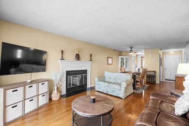 Pond View - 1st Floor - Fully Furnished Opportunity meets - photo 11
