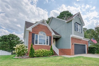 (private lake, pond, coastal) Home For Sale in Fayetteville North Carolina
