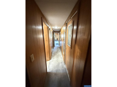 Charming 2-bedroom, 1-bath home w/a living room bump-out that